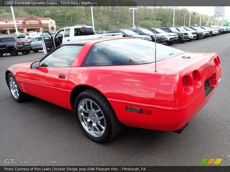 Torch Red / Black 1993 Chevrolet Corvette Coupe