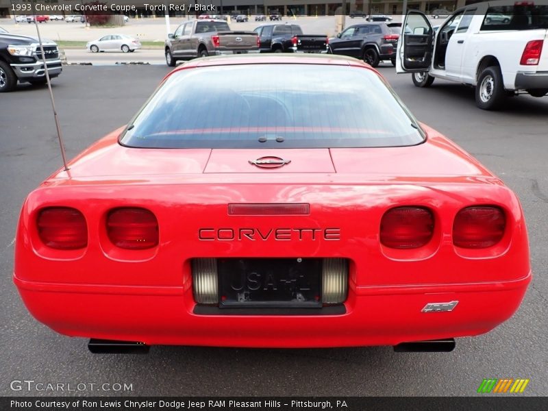 Torch Red / Black 1993 Chevrolet Corvette Coupe