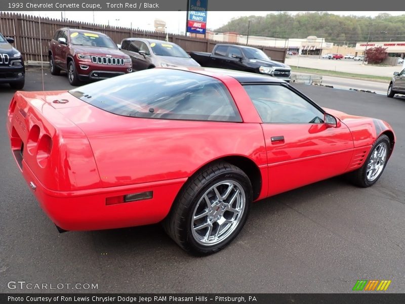 Torch Red / Black 1993 Chevrolet Corvette Coupe