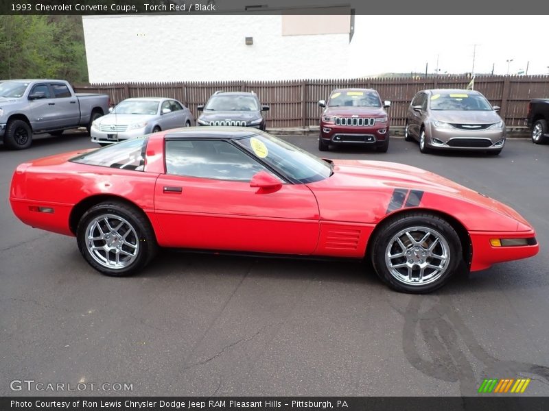 Torch Red / Black 1993 Chevrolet Corvette Coupe