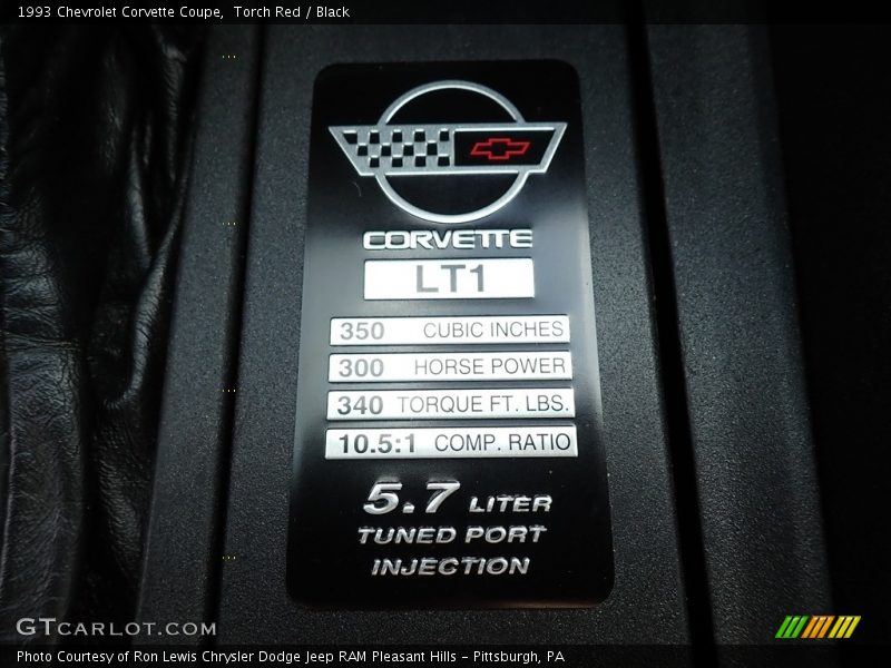 Torch Red / Black 1993 Chevrolet Corvette Coupe