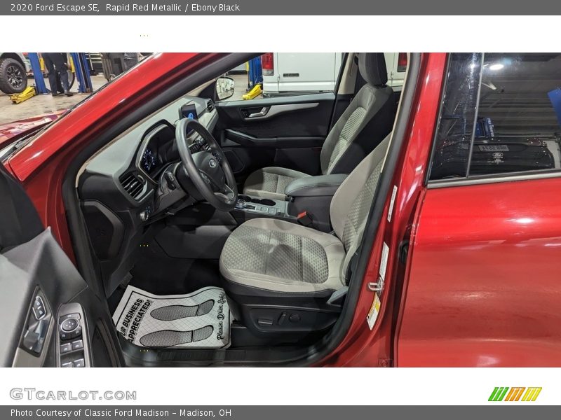 Rapid Red Metallic / Ebony Black 2020 Ford Escape SE