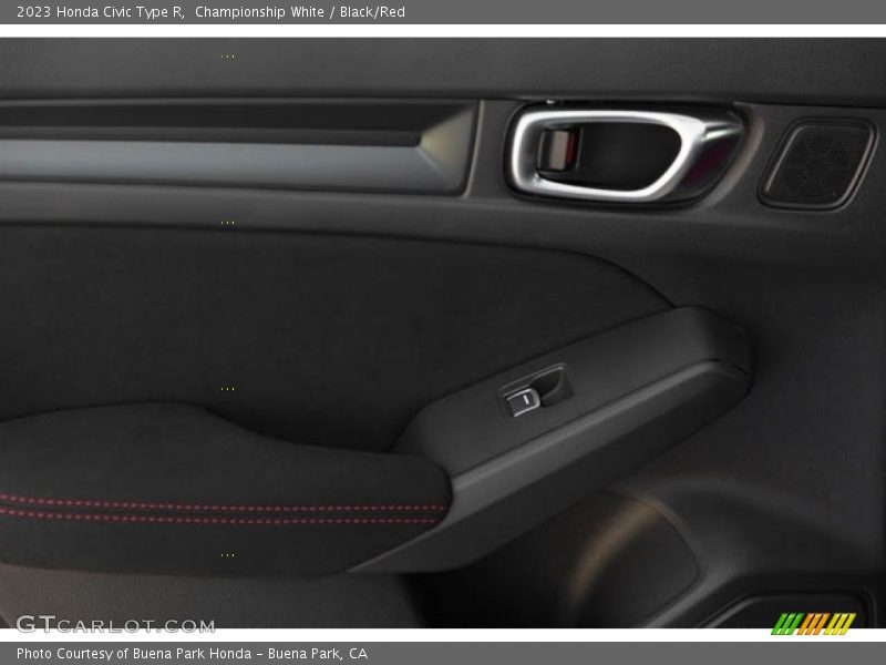 Championship White / Black/Red 2023 Honda Civic Type R