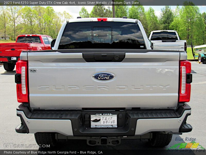 Iconic Silver Metallic / Medium Dark Slate 2023 Ford F250 Super Duty STX Crew Cab 4x4