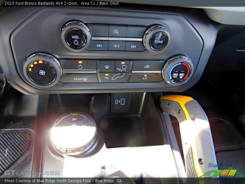 Controls of 2023 Bronco Badlands 4X4 2-Door