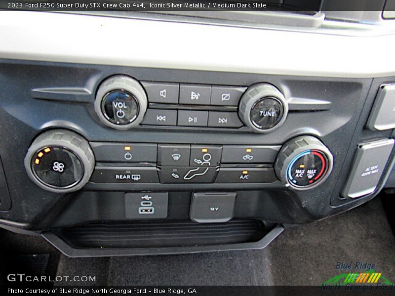 Controls of 2023 F250 Super Duty STX Crew Cab 4x4