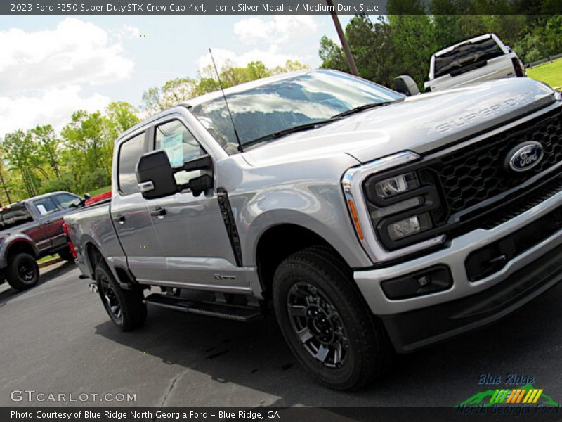Iconic Silver Metallic / Medium Dark Slate 2023 Ford F250 Super Duty STX Crew Cab 4x4