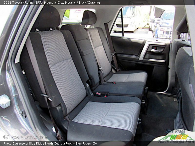 Magnetic Gray Metallic / Black/Graphite 2021 Toyota 4Runner SR5