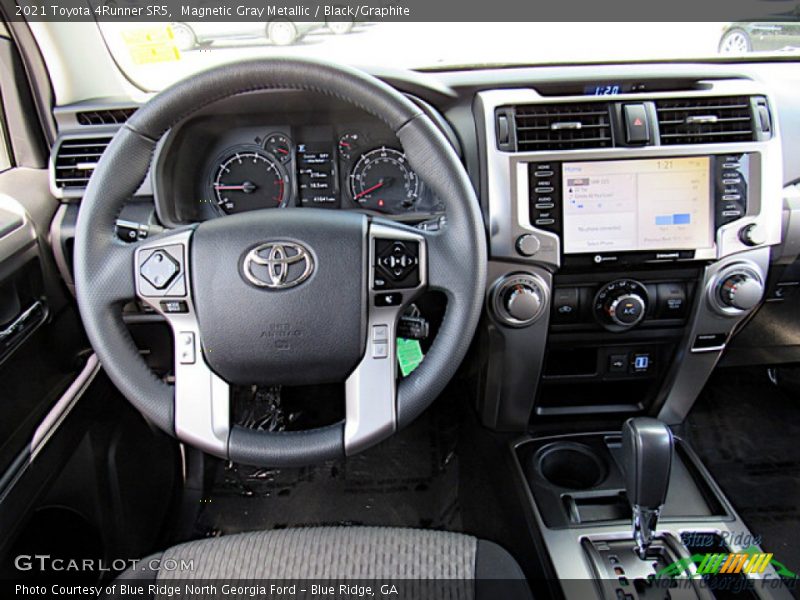 Magnetic Gray Metallic / Black/Graphite 2021 Toyota 4Runner SR5