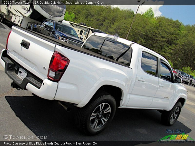 Super White / Cement Gray 2019 Toyota Tacoma SR Double Cab 4x4