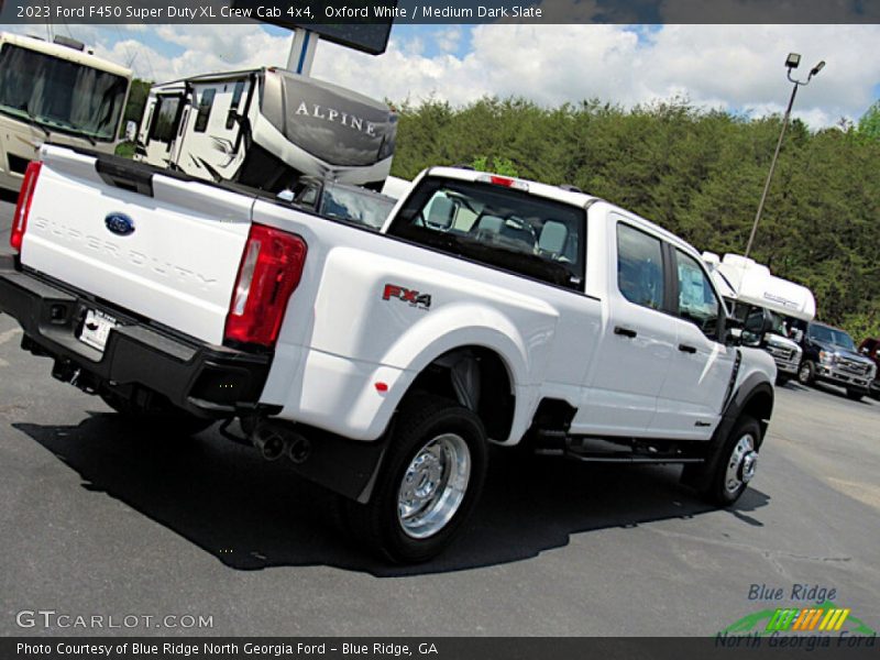 Oxford White / Medium Dark Slate 2023 Ford F450 Super Duty XL Crew Cab 4x4