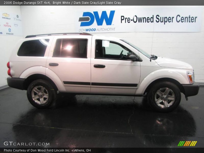 Bright White / Dark Slate Gray/Light Slate Gray 2006 Dodge Durango SXT 4x4