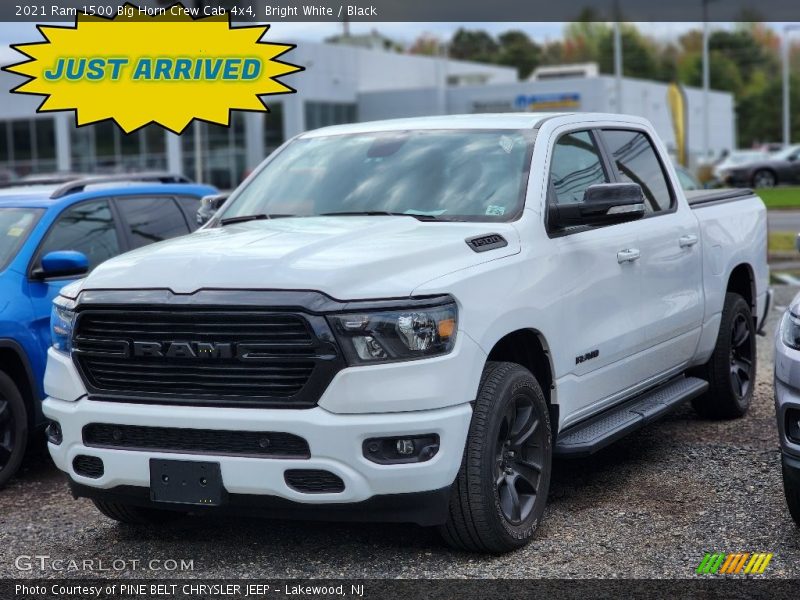 Bright White / Black 2021 Ram 1500 Big Horn Crew Cab 4x4