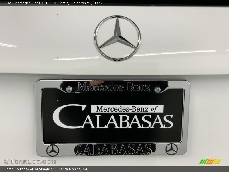 Polar White / Black 2023 Mercedes-Benz GLB 250 4Matic