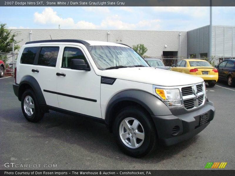 Stone White / Dark Slate Gray/Light Slate Gray 2007 Dodge Nitro SXT