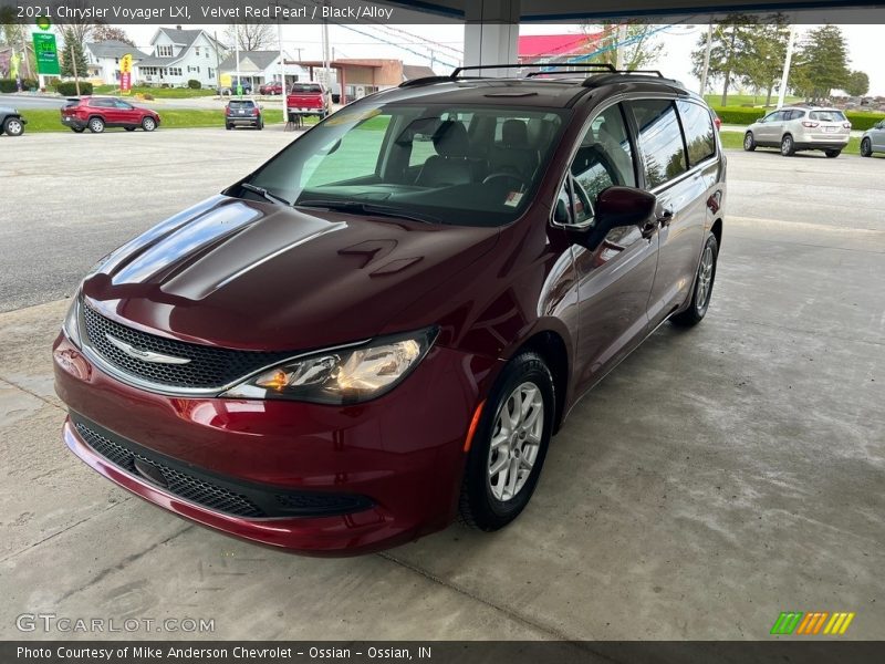 Velvet Red Pearl / Black/Alloy 2021 Chrysler Voyager LXI