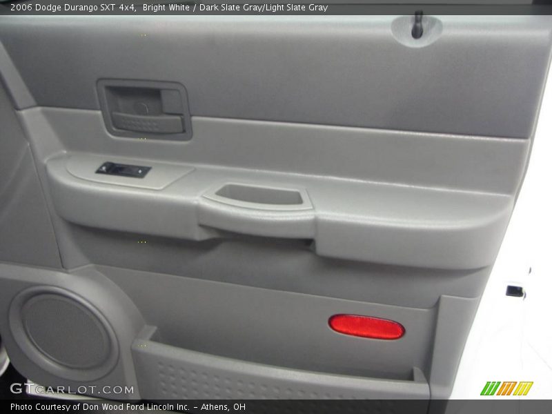 Bright White / Dark Slate Gray/Light Slate Gray 2006 Dodge Durango SXT 4x4