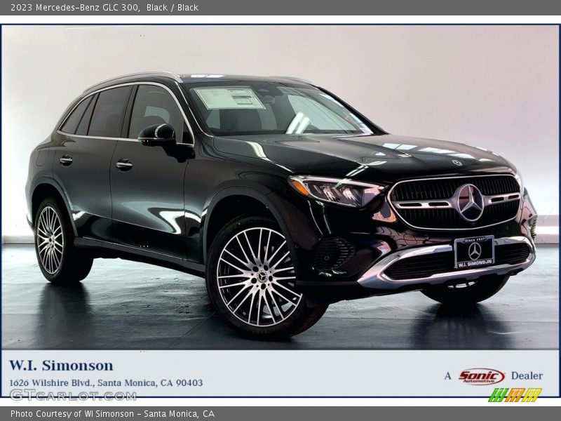 Black / Black 2023 Mercedes-Benz GLC 300