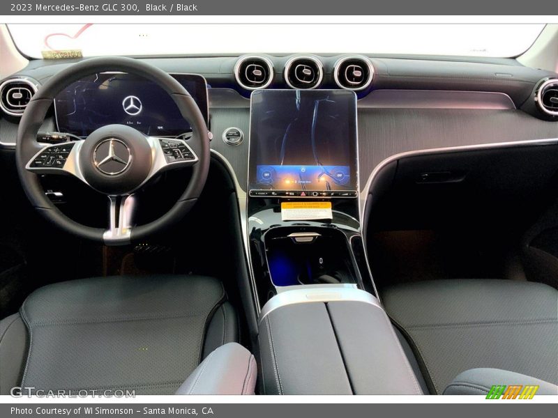 Black / Black 2023 Mercedes-Benz GLC 300