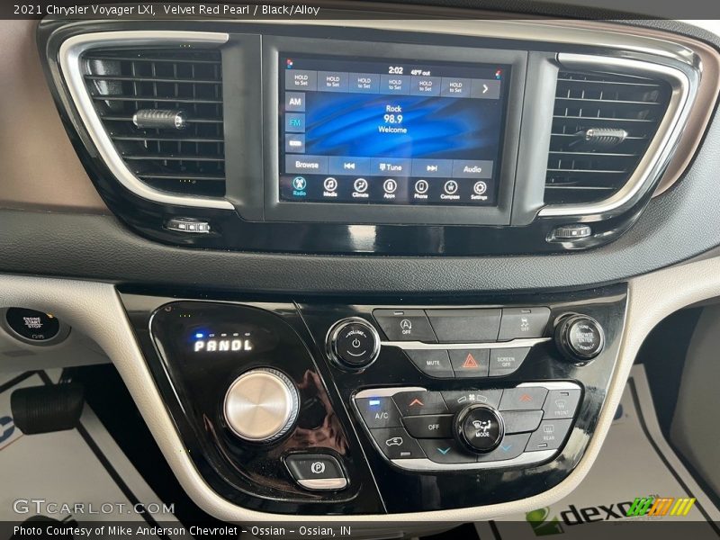 Controls of 2021 Voyager LXI