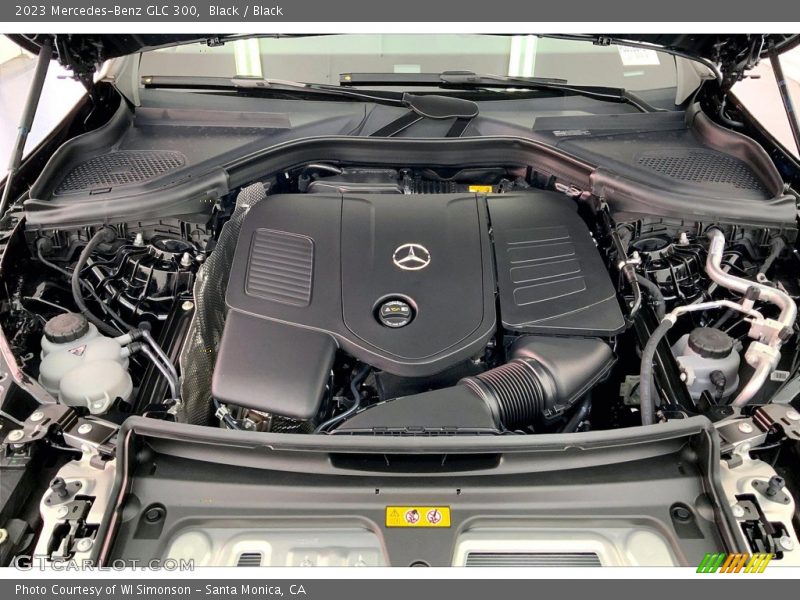 Black / Black 2023 Mercedes-Benz GLC 300