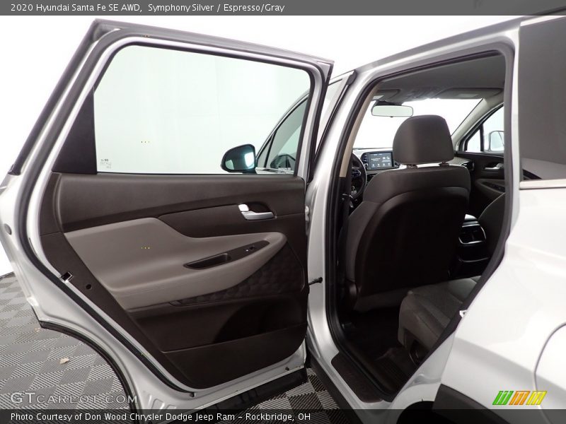 Symphony Silver / Espresso/Gray 2020 Hyundai Santa Fe SE AWD