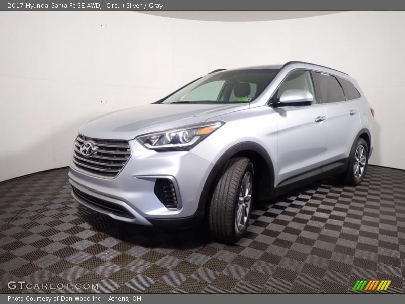 Circuit Silver / Gray 2017 Hyundai Santa Fe SE AWD