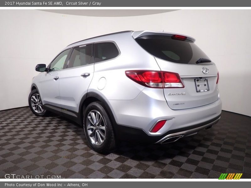 Circuit Silver / Gray 2017 Hyundai Santa Fe SE AWD