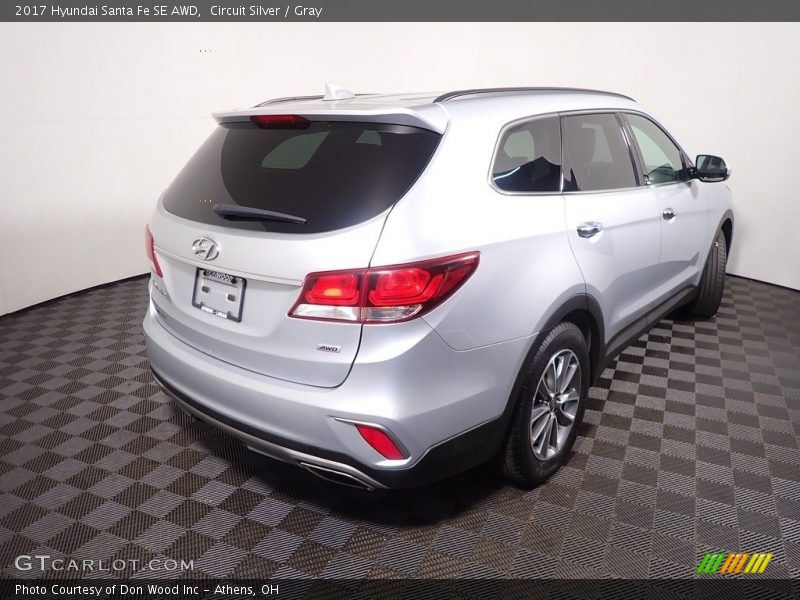 Circuit Silver / Gray 2017 Hyundai Santa Fe SE AWD