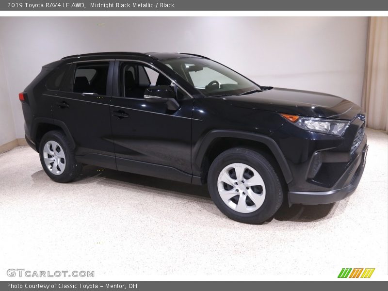 Midnight Black Metallic / Black 2019 Toyota RAV4 LE AWD