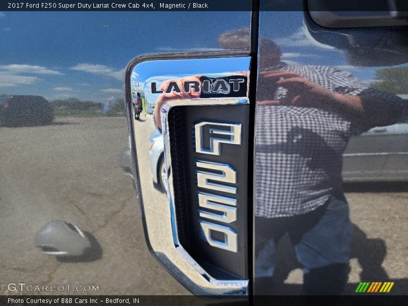 Magnetic / Black 2017 Ford F250 Super Duty Lariat Crew Cab 4x4