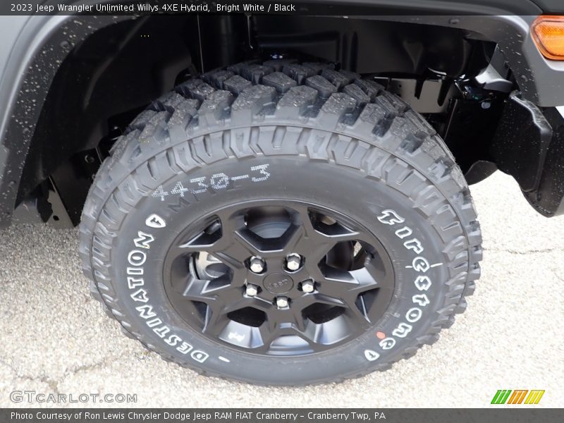 Bright White / Black 2023 Jeep Wrangler Unlimited Willys 4XE Hybrid