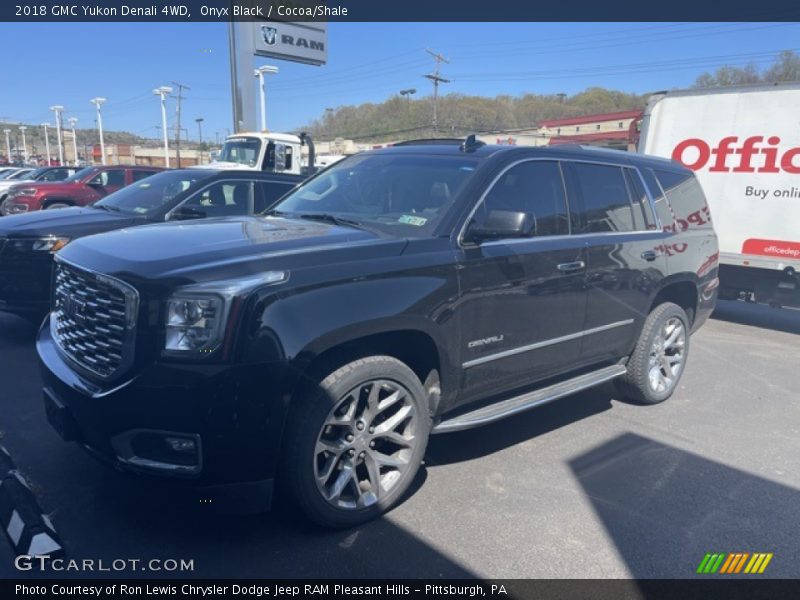 Onyx Black / Cocoa/Shale 2018 GMC Yukon Denali 4WD