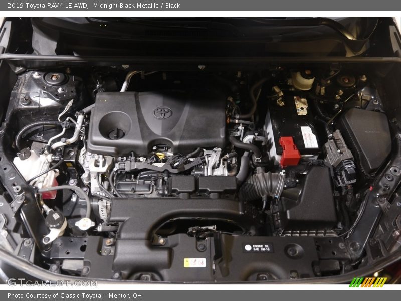 Midnight Black Metallic / Black 2019 Toyota RAV4 LE AWD