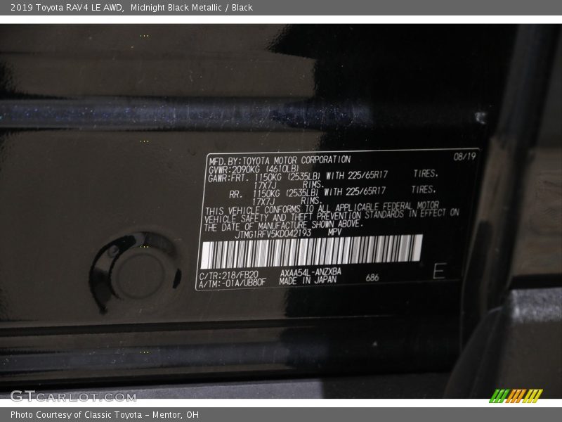 Midnight Black Metallic / Black 2019 Toyota RAV4 LE AWD