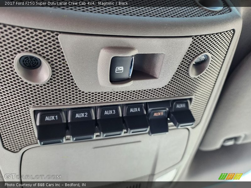 Magnetic / Black 2017 Ford F250 Super Duty Lariat Crew Cab 4x4