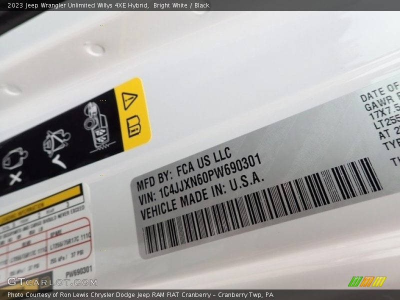 Bright White / Black 2023 Jeep Wrangler Unlimited Willys 4XE Hybrid