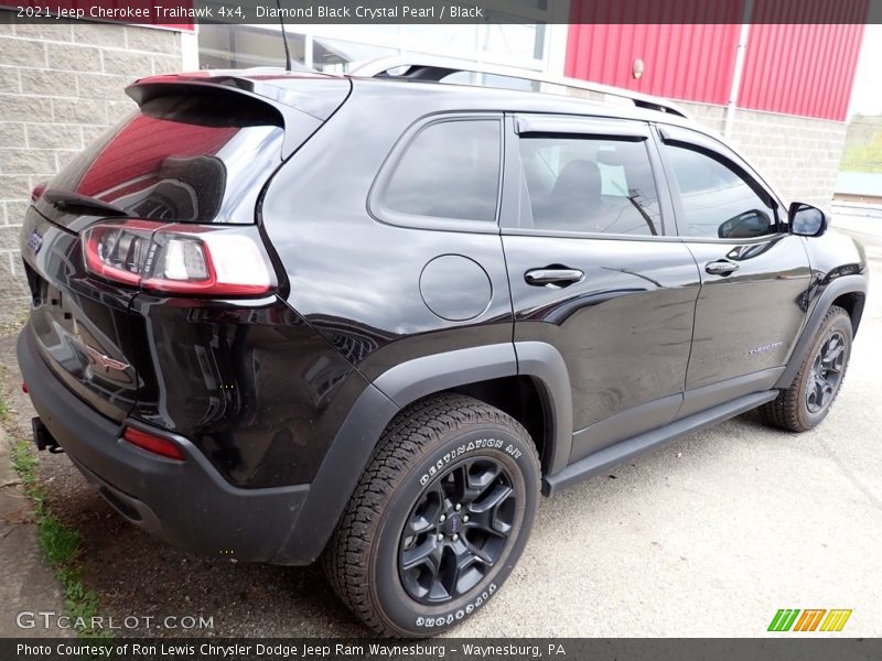Diamond Black Crystal Pearl / Black 2021 Jeep Cherokee Traihawk 4x4