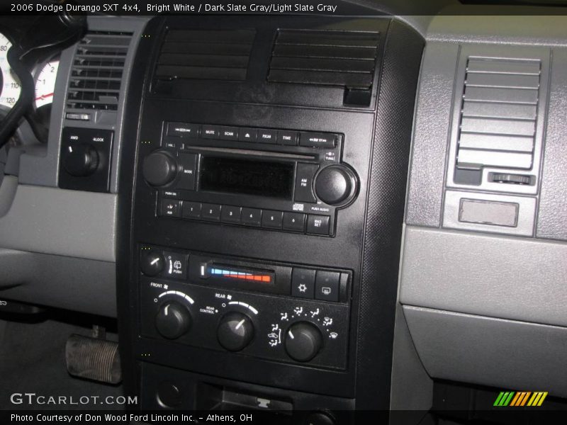 Bright White / Dark Slate Gray/Light Slate Gray 2006 Dodge Durango SXT 4x4