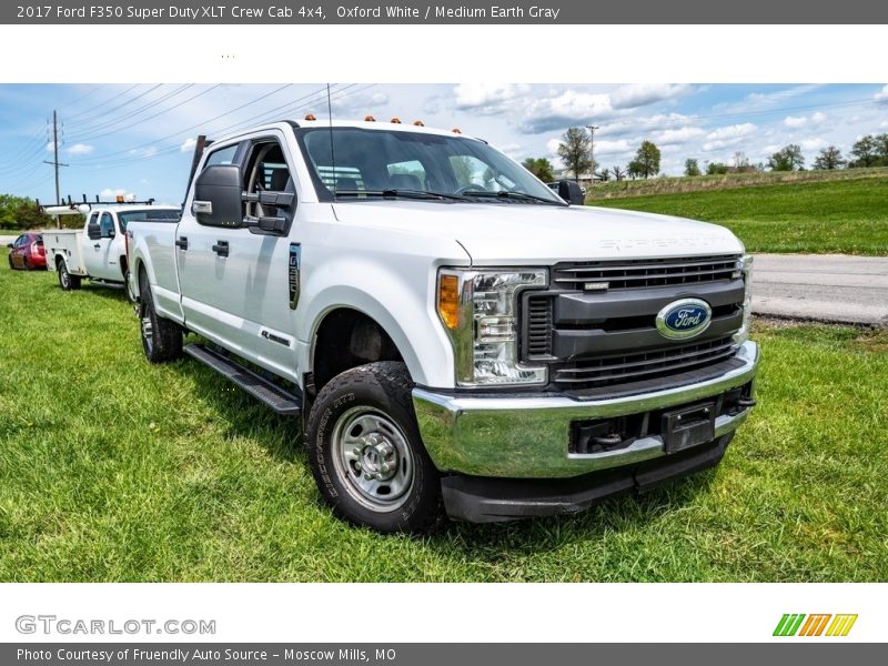 Oxford White / Medium Earth Gray 2017 Ford F350 Super Duty XLT Crew Cab 4x4