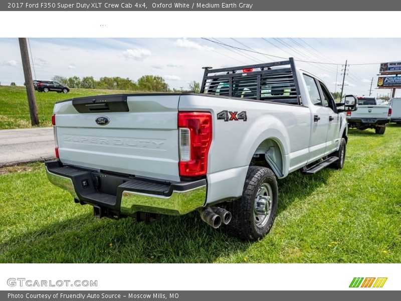 Oxford White / Medium Earth Gray 2017 Ford F350 Super Duty XLT Crew Cab 4x4