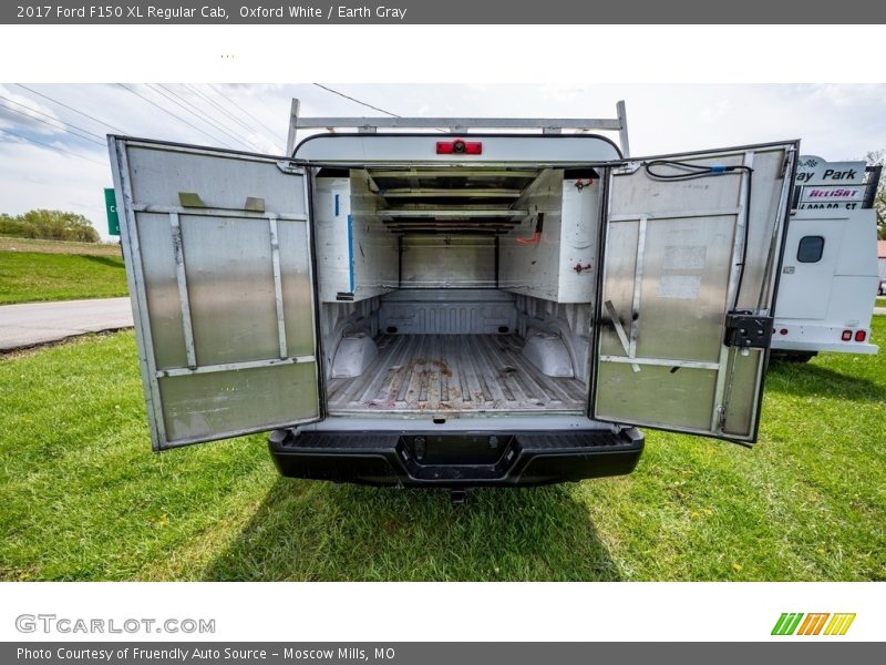 Oxford White / Earth Gray 2017 Ford F150 XL Regular Cab