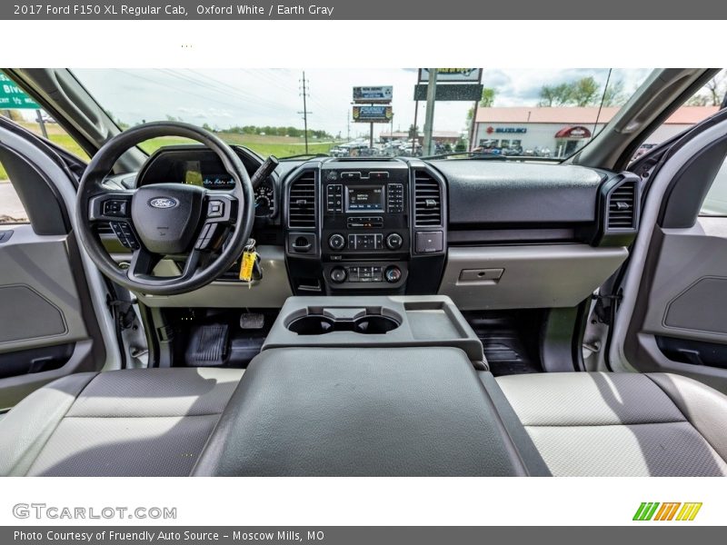 Oxford White / Earth Gray 2017 Ford F150 XL Regular Cab