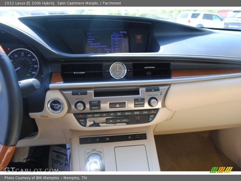 Satin Cashmere Metallic / Parchment 2013 Lexus ES 300h Hybrid