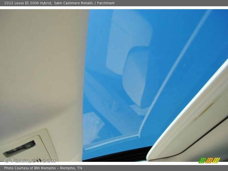 Satin Cashmere Metallic / Parchment 2013 Lexus ES 300h Hybrid