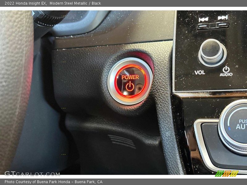Modern Steel Metallic / Black 2022 Honda Insight EX