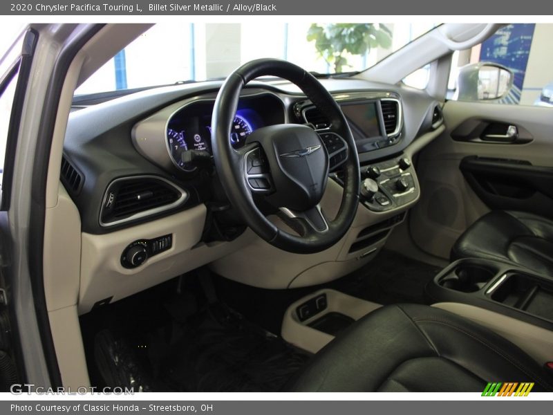 Billet Silver Metallic / Alloy/Black 2020 Chrysler Pacifica Touring L