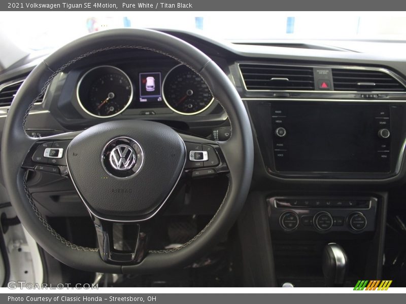 Pure White / Titan Black 2021 Volkswagen Tiguan SE 4Motion