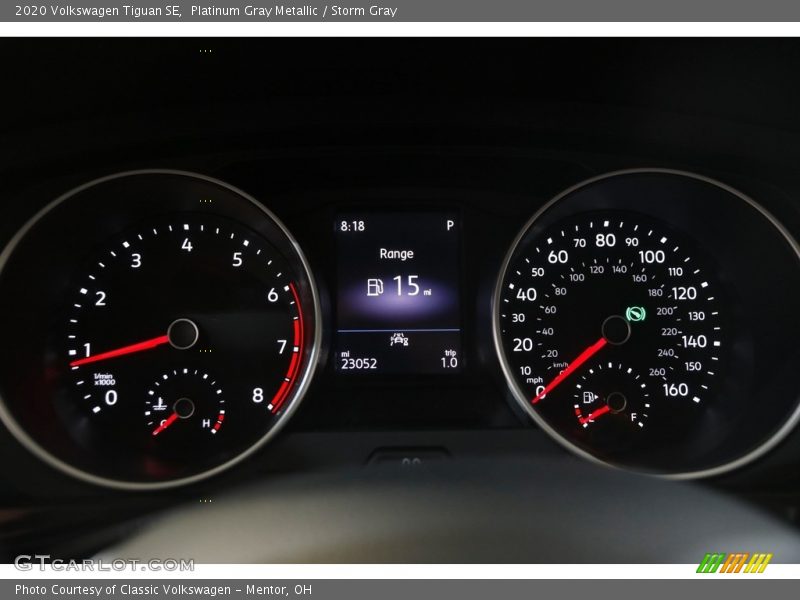 Platinum Gray Metallic / Storm Gray 2020 Volkswagen Tiguan SE