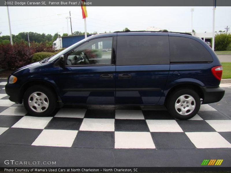 Patriot Blue Pearl / Taupe 2002 Dodge Caravan SE